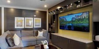 Advenir at One Eleven Gallery 3