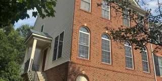 138 IVY HILLS Terrace Gallery 1