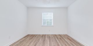 Charming 1-bedroom, 1-bath apartment located in the highly sought-after Rosewood area! - Apt 1 Gallery 16