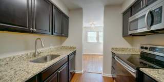 8393 MONTGOMERY RUN Road Gallery 1