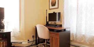 65 Walnut Avenue Gallery 9