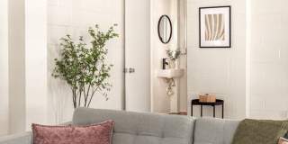 1100 Washington Gallery 3