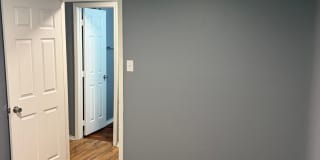3 bedroom and 1 bathroom house- $1000 move-in special Gallery 12