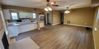 1536 W 40th Street Gallery 3