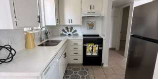 Great Location! 1 Bed 1 Bath Mesa Apartment Gallery 9