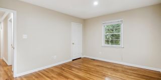 5 BR 4.5 BA home with inground heated pool and extensive hardscape! Gallery 44