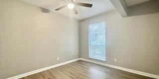 205 S Mitchell St Gallery 21