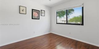 201 NW 106th Ter Gallery 17