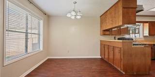 2505 Rustling Oaks Drive Gallery 5