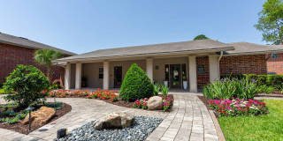 Canyon Square Gallery 13