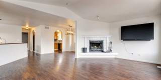 East Anchorage Home Near Trails & Parks; W/D in unit, Garage, Fenced Yard; Quick Access to JBER Gallery 1
