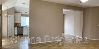 209 N Blue Ridge Gallery 4