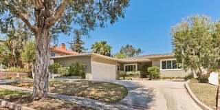 2302 Duxbury Circle Gallery 1
