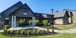 Vicinity at Memorial Pointe Gallery 1