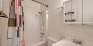 CHARMING NW 3/2 w/ Den, 2 Car Garage, Deck, Fenced Yard, & Wood Floors! $1695/month Avail NOW! Gallery 33