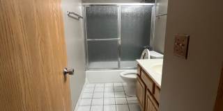 Runaway bay Condo Apartment Gallery 9