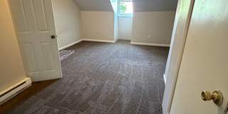 2 Bedrooms House w/ Large Yard! Gallery 12