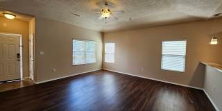 3 bedroom 2 bath Gallery 8