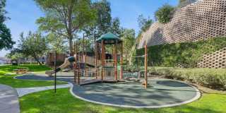 Artisan in Laguna Beach Gallery 32