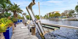 1733 Coral Gardens Drive Gallery 46