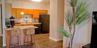 The Manor Homes of Eagle Glen Gallery 9