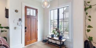 Stunning 4/3.5 Home in Highly Sought-After Area w/ 1300 Sq Ft of Outdoor Space! Gallery 5