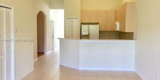 3323 NE 11th Dr Gallery 7