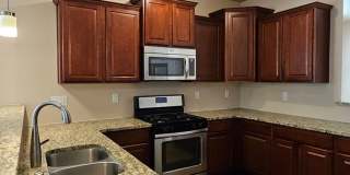 3 bedroom 2 bath Gallery 7