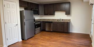 Like New One Bedroom Garden Apartment Gallery 3