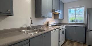 200 Park Ave Gallery 1