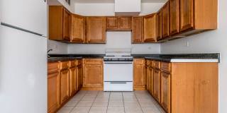 7834 S Coles Gallery 17
