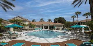Lake's Edge Apartments Gallery 37