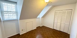 3 BR 2 Bath Townhome Gallery 20
