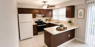 164 Woodlake Manor Gallery 1
