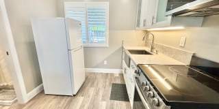 Fully Furnished Studio Near Nugget Gallery 4