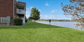 Grand Lakeside Escape: Spacious 3-Bedroom Retreat in Lakeshore Community Gallery 53