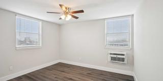 Domino Lane Apartments Gallery 11
