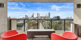Awesome 1BR Loft Style Condo Overlooking Midtown! Gallery 30