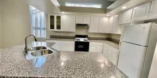 9756 Silver Pebble Street Gallery 8