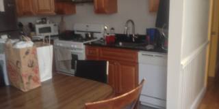 Fort Hill 5 Bed – 1,100 Sq Ft – W/D in Unit – High Ceilings – 9/1 Gallery 3
