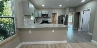 1218 13TH AVENUE S Gallery 4