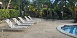 6884 N Kendall Dr Gallery 14