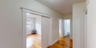Nice 2 bed split Gallery 5