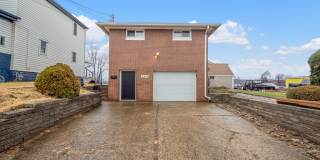 AVAILABLE AUGUST 1ST!! GORGEOUS 3 BEDROOM IN MUNHALL! Gallery 1