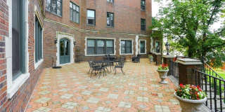 800 West Ferry Street Gallery 11