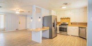 Amazing 3 bedroom 2 bathroom house close to TTU and Medical Center! Gallery 1