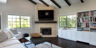 Exquisite Tree Section Home with A/C Gallery 10