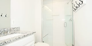 Pleasant Green Townhome Near Downtown Crozet Gallery 10