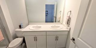 Annual – Unfurnished 3-bed 2-bath townhome in Nokomis Gallery 21