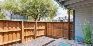 Amp at the Grid Gallery 27